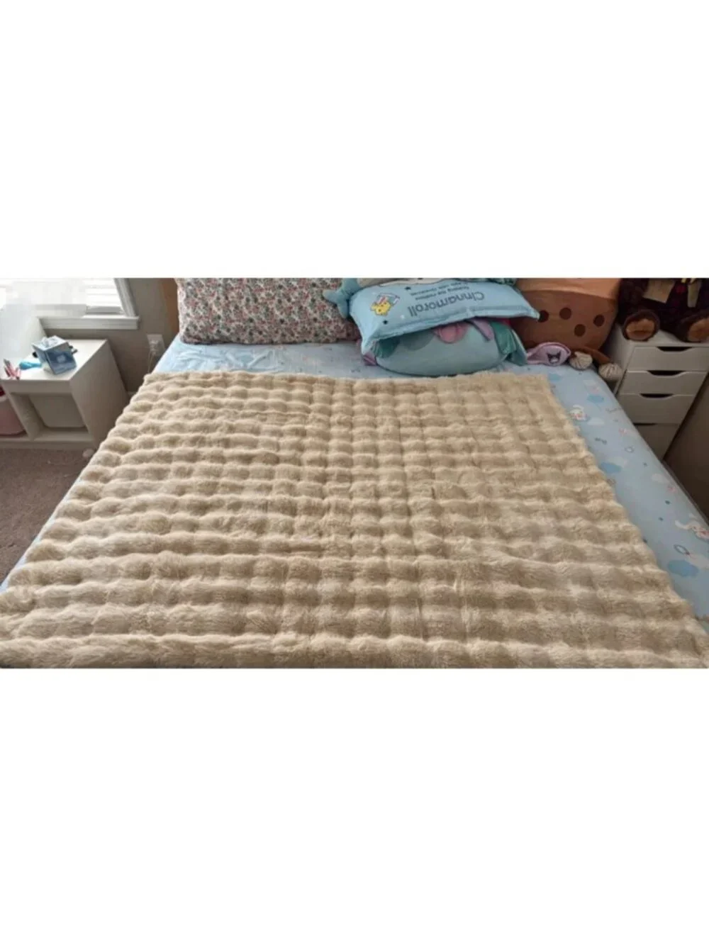 51.18*62.99inch Khaki Fluffy Faux Fur Throw Blanket, Soft Warm Plush Blanket